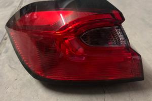 FARO POSTERIORE SX FORD FIESTA MK8 dal 2017/2023