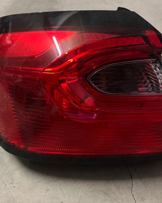 FARO POSTERIORE SX FORD FIESTA MK8 dal 2017/2023