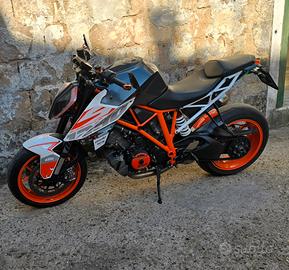 Ktm superduke 1290 r