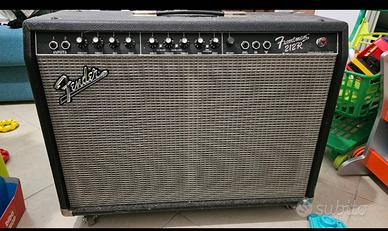 Amplificatore fender 212 r