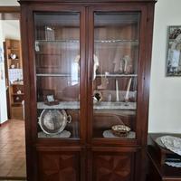 Cristalliera in ciliegio