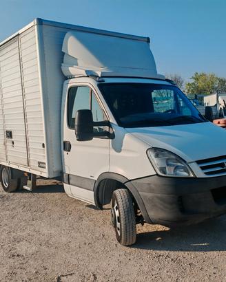 Iveco Daily 35C15 furgonato 