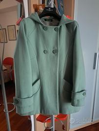 cappottino  verde pastello. 