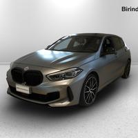 BMW Serie 1 (F40) - M 135i xDrive