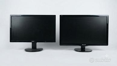 2 monitor da 22 e 24 pollici