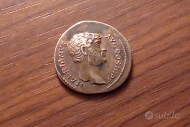 2 Monete. 
Come Nelle foto. 
Il prezzo 50€+50€