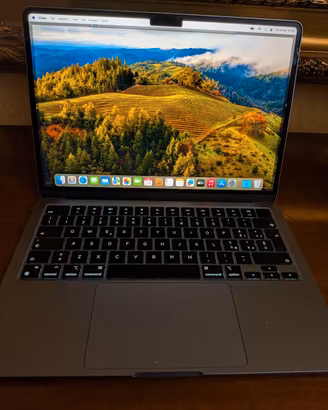 MacBook Air 13" M3 (2024) 8GB/256GB  batteria 100%