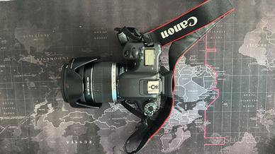 Canon Eos 760D + Canon EF-S 18-200mm f/3.5-