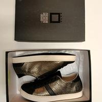 Sneakers D.A.T.E.