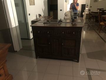 Mobile Madia Inghilterra inizio 1900