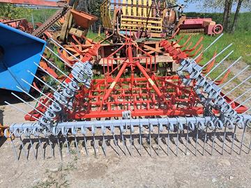Vibrocoltivatore Kuhn