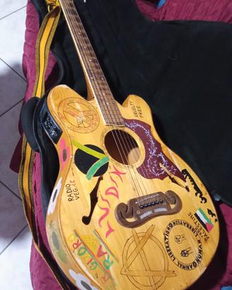 chitarra acustica doppia spalla mancante elettrica