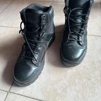 Scarponcino militare