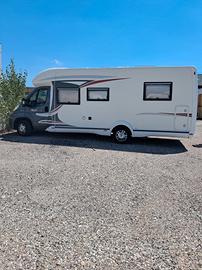 CAMPER CON LETTO NAUTICO