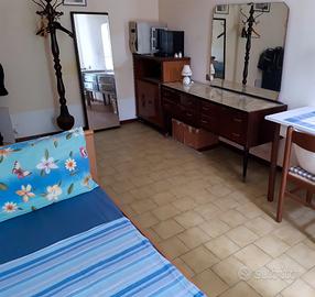 Camera zona Linate vicino MM4, 450 euro