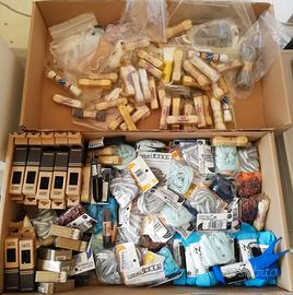 STOCK LACCETTI DA SCARPE NUOVI CONVERSE MRLACY