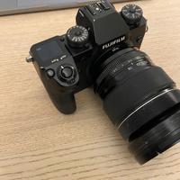 Fujifilm X-H1 + Battery Grip Originale (Solo Corpo