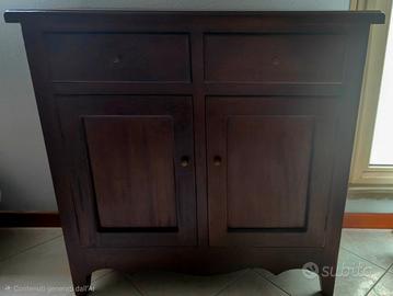 Credenza in stile arte povera
