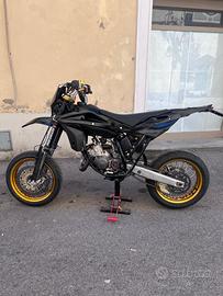 HUSQVARNA WR 125