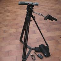 Cavalletto professionale + 2 radiomicrofoni