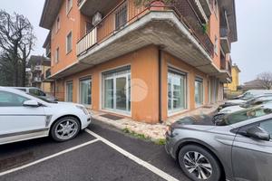 NEGOZIO A GUIDIZZOLO