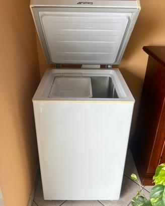 Congelatore a pozzetto Smeg CO103F - come nuovo