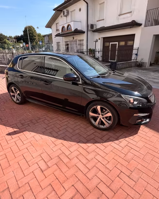 Peugeot 308 gt Line 1.2 pure tech 130 cv