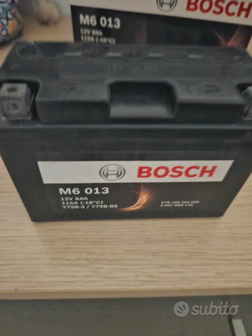 Batteria Moto / Scooter Bosch M6 013 AGM Technology - 12V 8Ah 115A