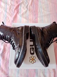  Stivaletti  in vernice