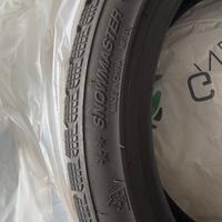 Gomme da neve SW608 / 205 45R 17 88H
