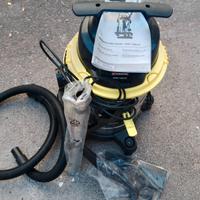 Aspirapolvere liquidi