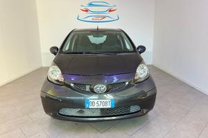 TOYOTA Aygo 1.0 12V .VVT-i 5 porte Sol