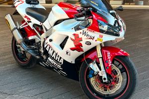 Yamaha R1 sella rossa replica Haga