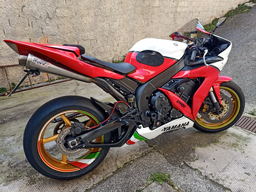 Yamaha R1 2006