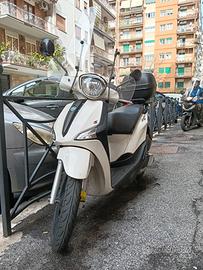 Liberty 125s sempre box