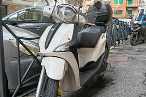 Piaggio Liberty 125 sempre box - da vedere
