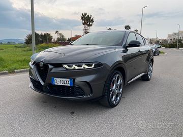 Alfa Romeo Tonale Speciale Q4 ibrida plug in