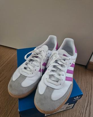 Adidas Samba