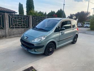 Peugeot 1007 1.4 HDi Trendy