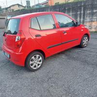 Yunday i10 benzina tenuta benissimo 