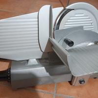 Affettatrice CAD lama 22 cm