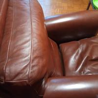 POLTRONA IN PELLE FRAU