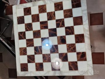 Scacchiera in marmo
