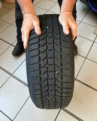 Gomme invernali 500x 215/55 R17 98V