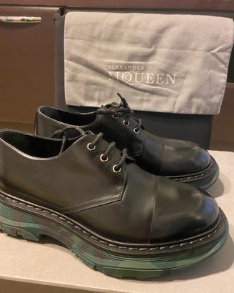 Alexander Mcqueen scarpa nera militare uomo