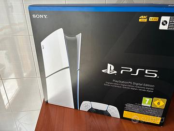 PlayStation 5 Slim 1 TB - Garanzia  10 ore Omaggi