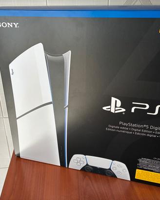 PlayStation 5 Slim 1 TB - Garanzia  10 ore Omaggi