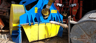 Frantumasassi per trattore