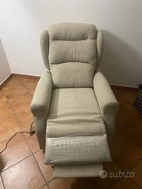 Poltrona Reclinabile Elettrica