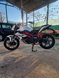 Benelli 125 BN